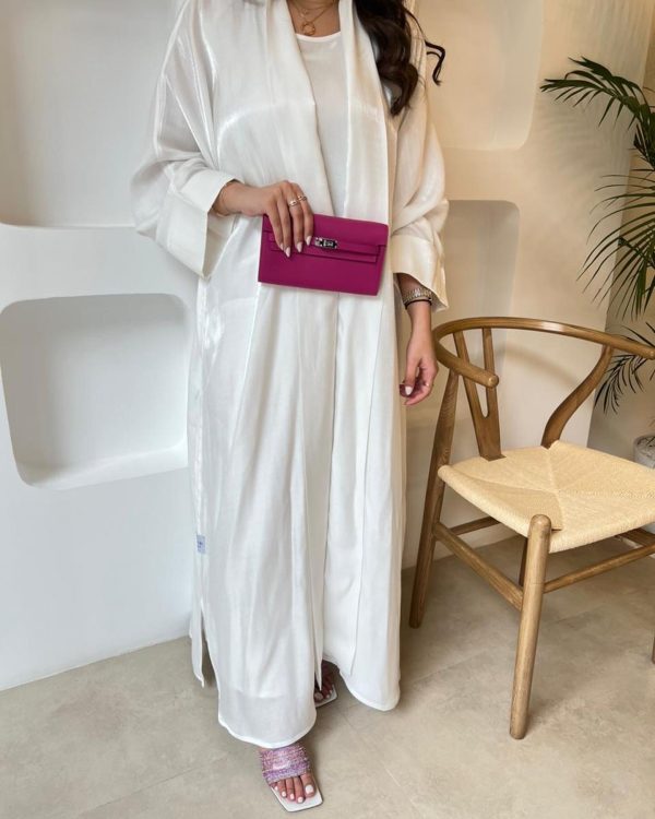 Top 5 Evening Clutches for UAE Events: From Weddings to Galas