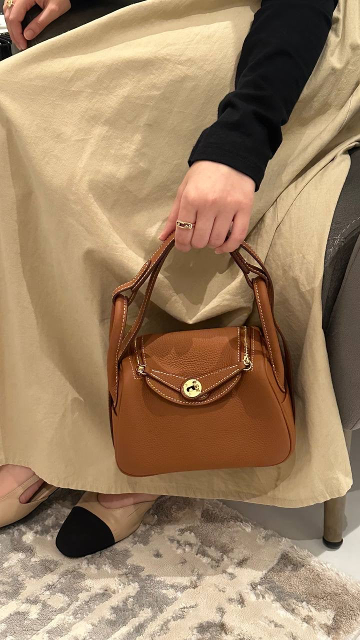 Hermes Lindy Bag in Brown – Luxury Shoulder Bag UAE | Clear UAE
