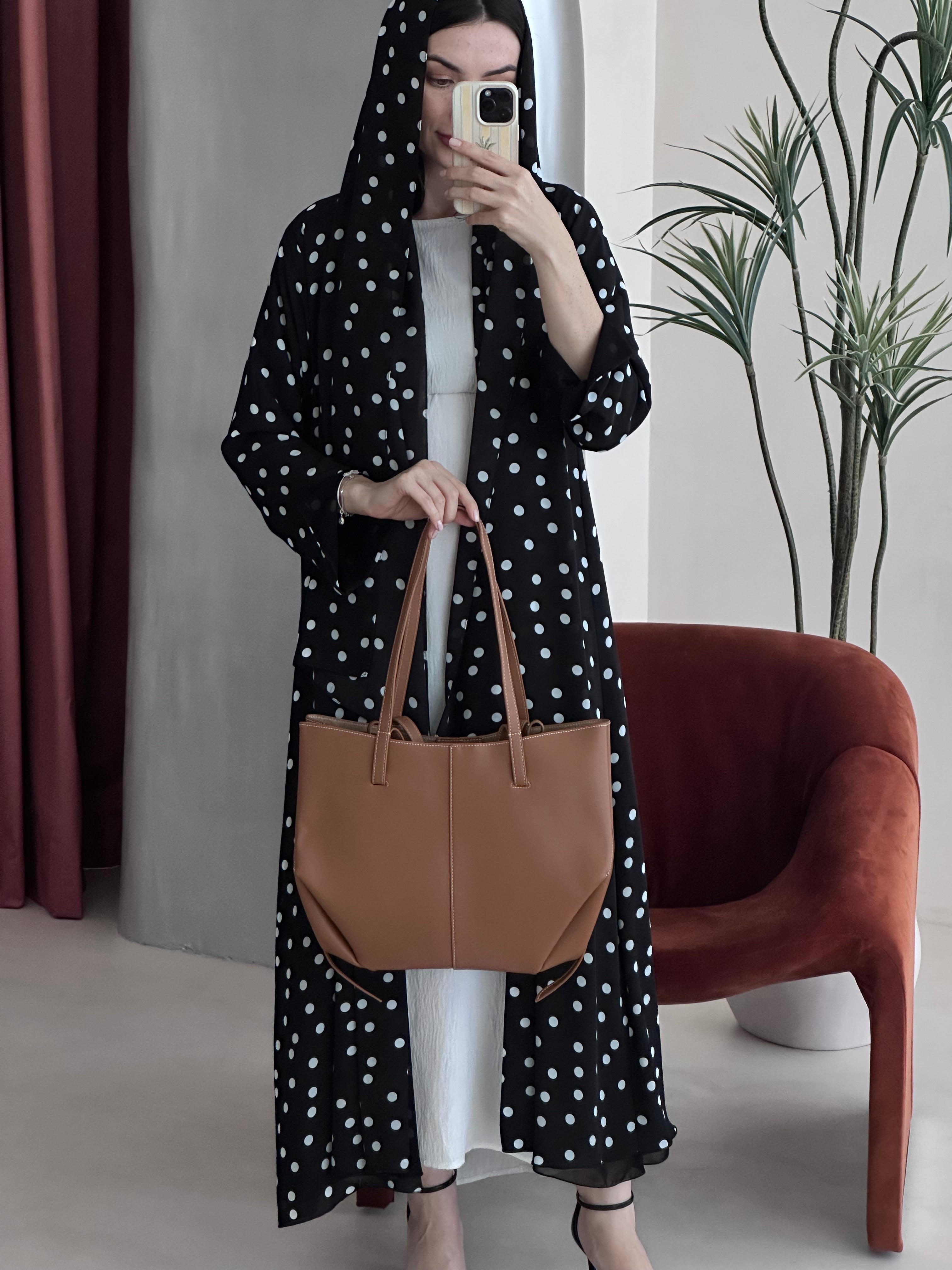 Polen Large Brown Bag – luxury brown large bag UAE | Clear UAE
