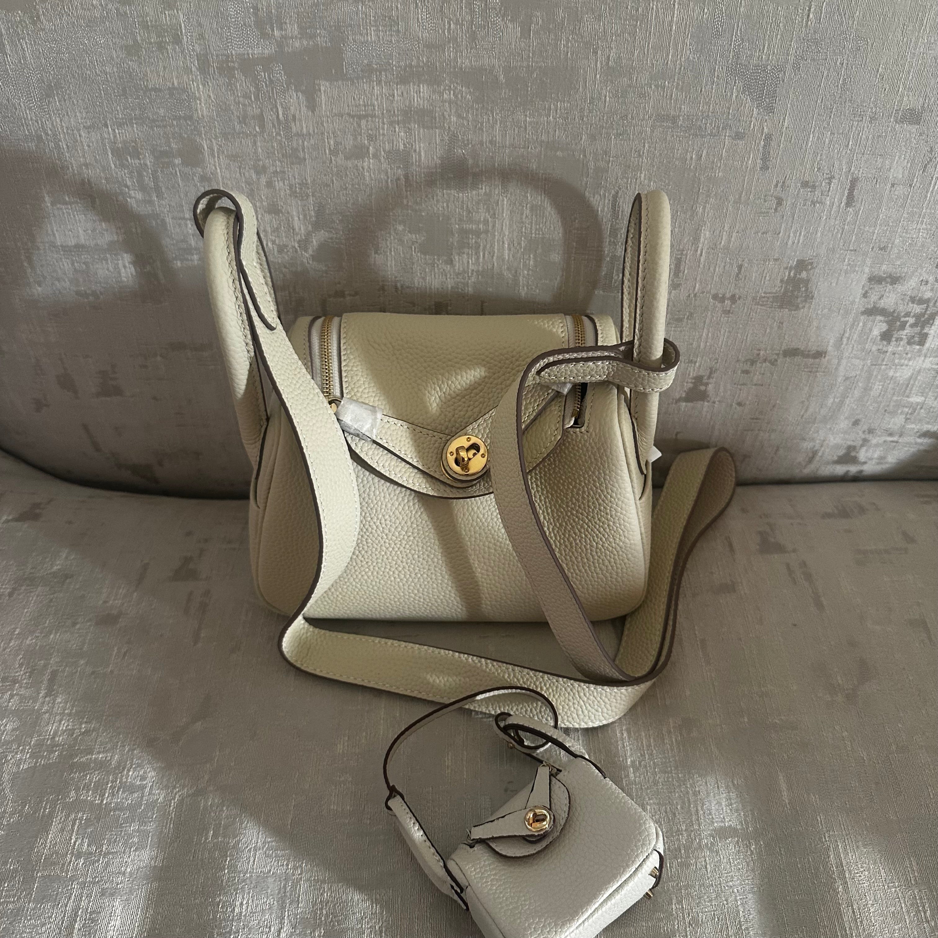 Hermes Lindy Bag in White – Luxury Shoulder Bag UAE | Clear UAE
