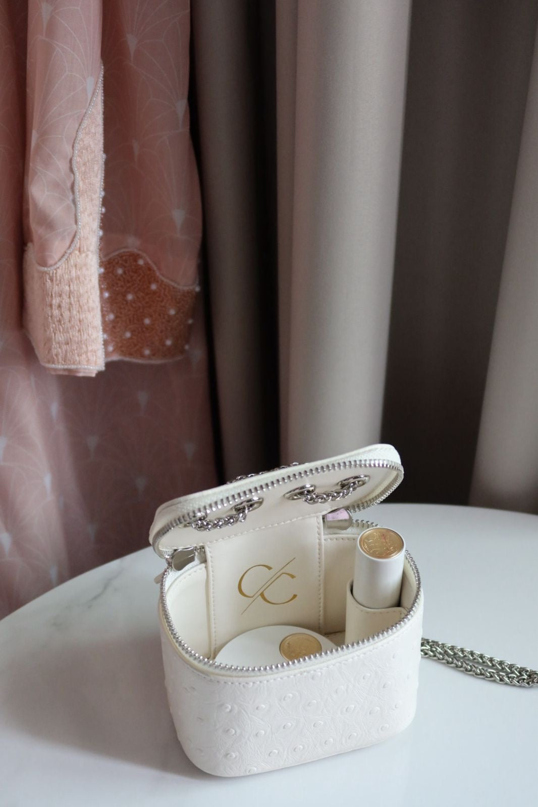 Ostrich White Bag