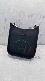 H- evelyne black