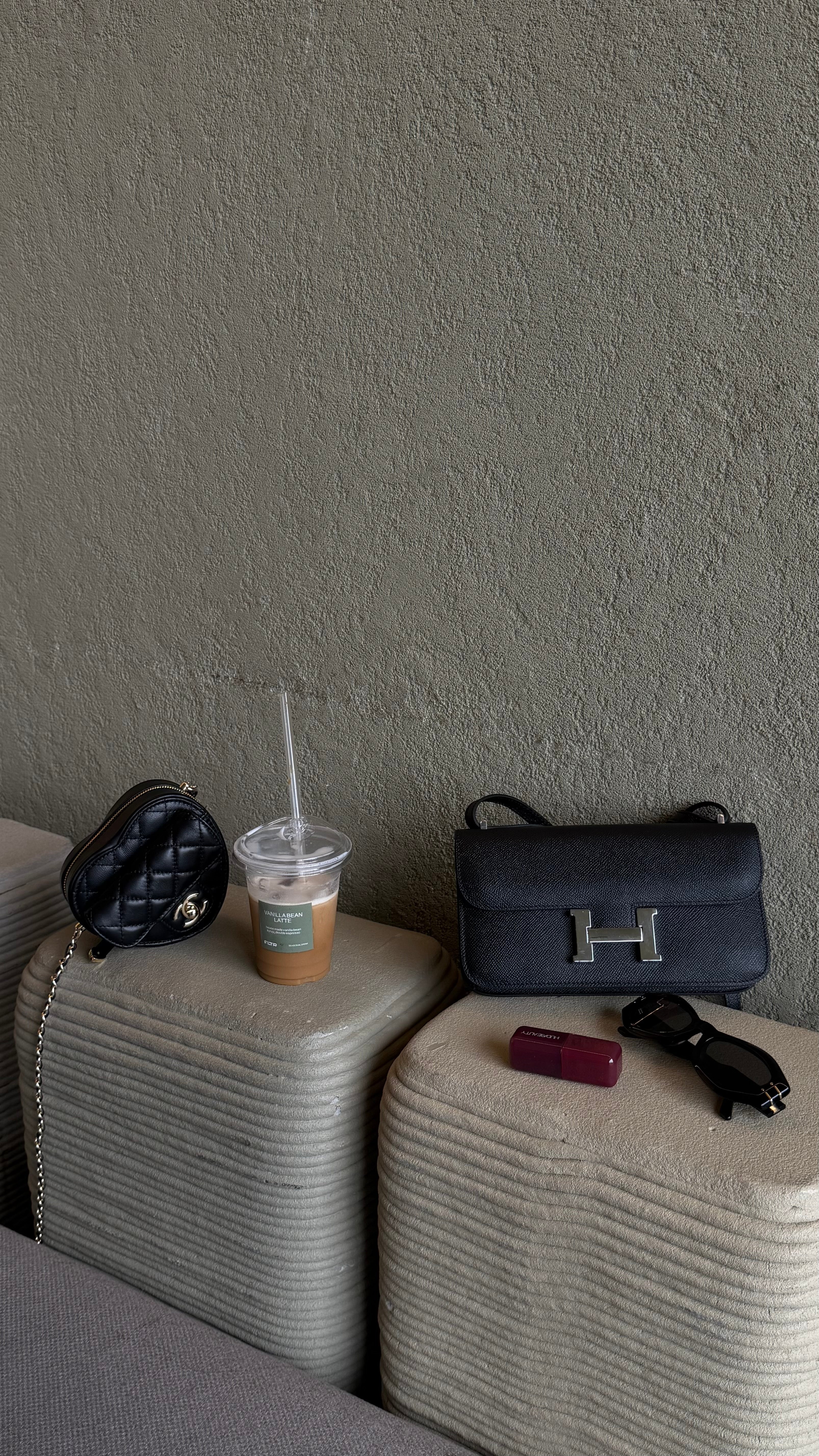 Elan Black Bag
