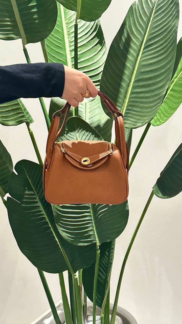Hermes Lindy Bag in Brown – Luxury Shoulder Bag UAE | Clear UAE
