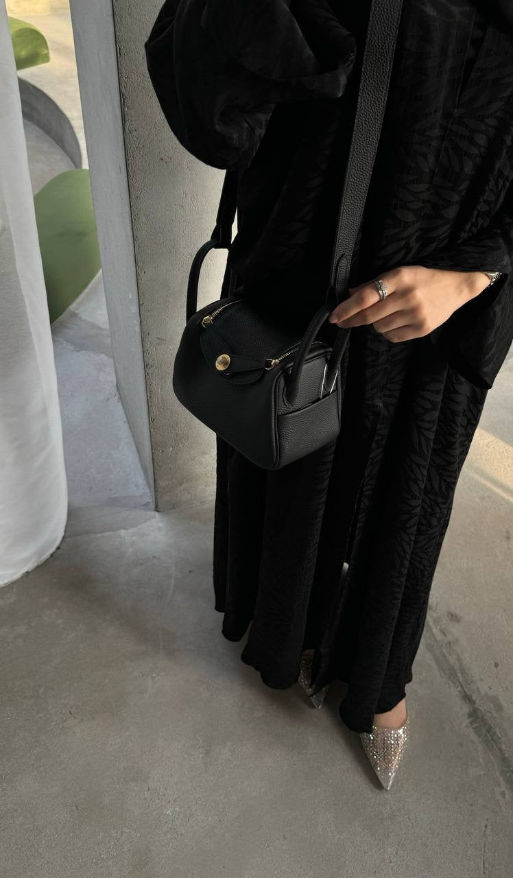Hermes Lindy Bag in Black – Luxury Shoulder Bag UAE | Clear UAE
