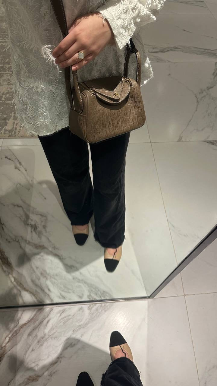 Hermes Lindy Bag in Khaki – Luxury Shoulder Bag UAE | Clear UAE
