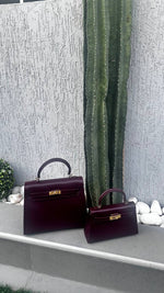 Shine leather -Burgundy 25 cm