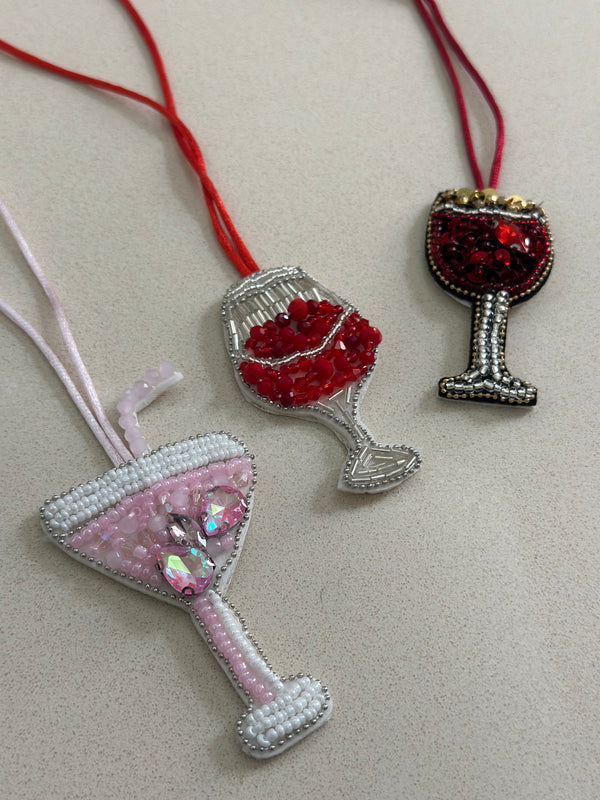 Drinks charm
