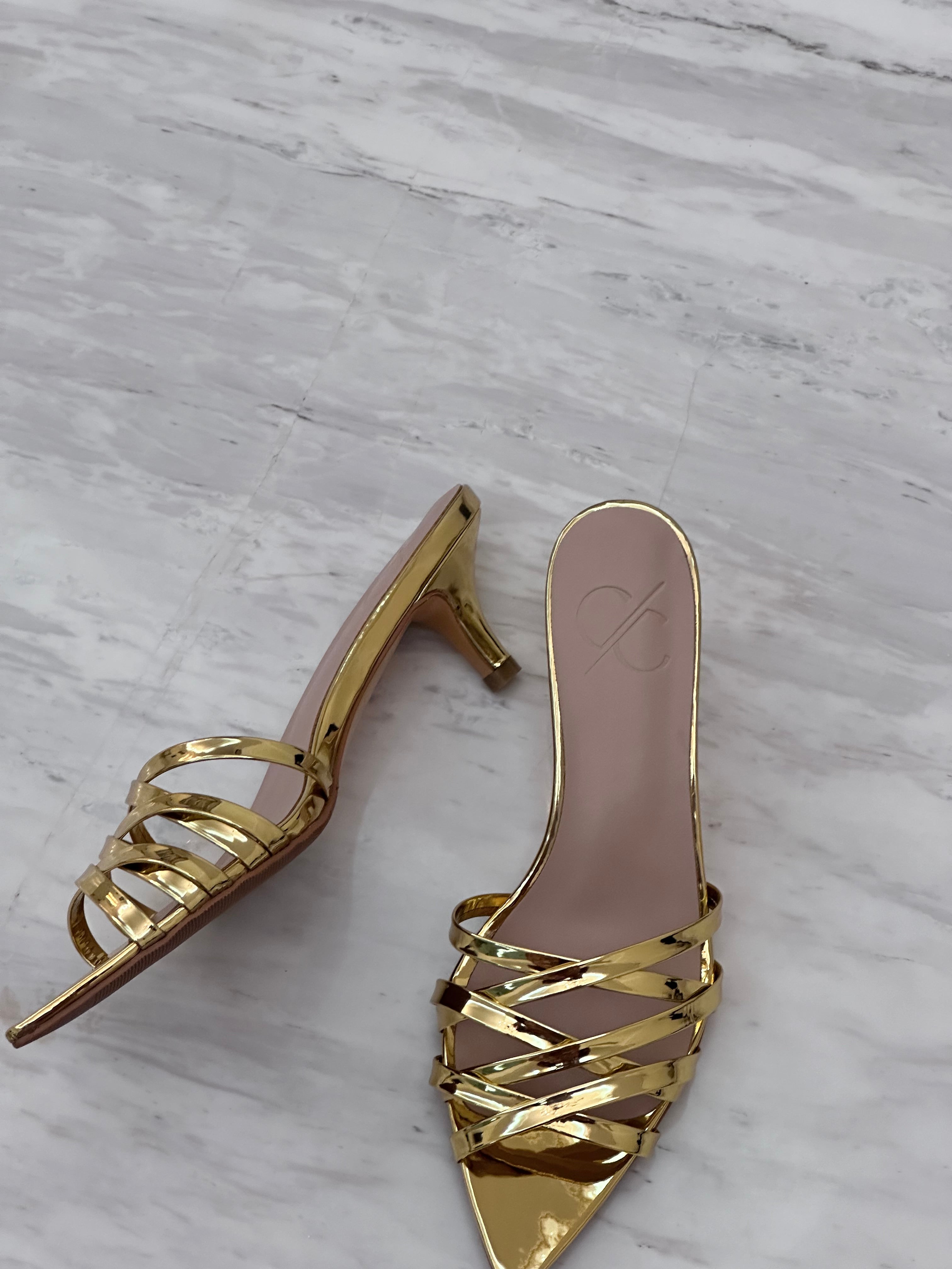 Gold heel