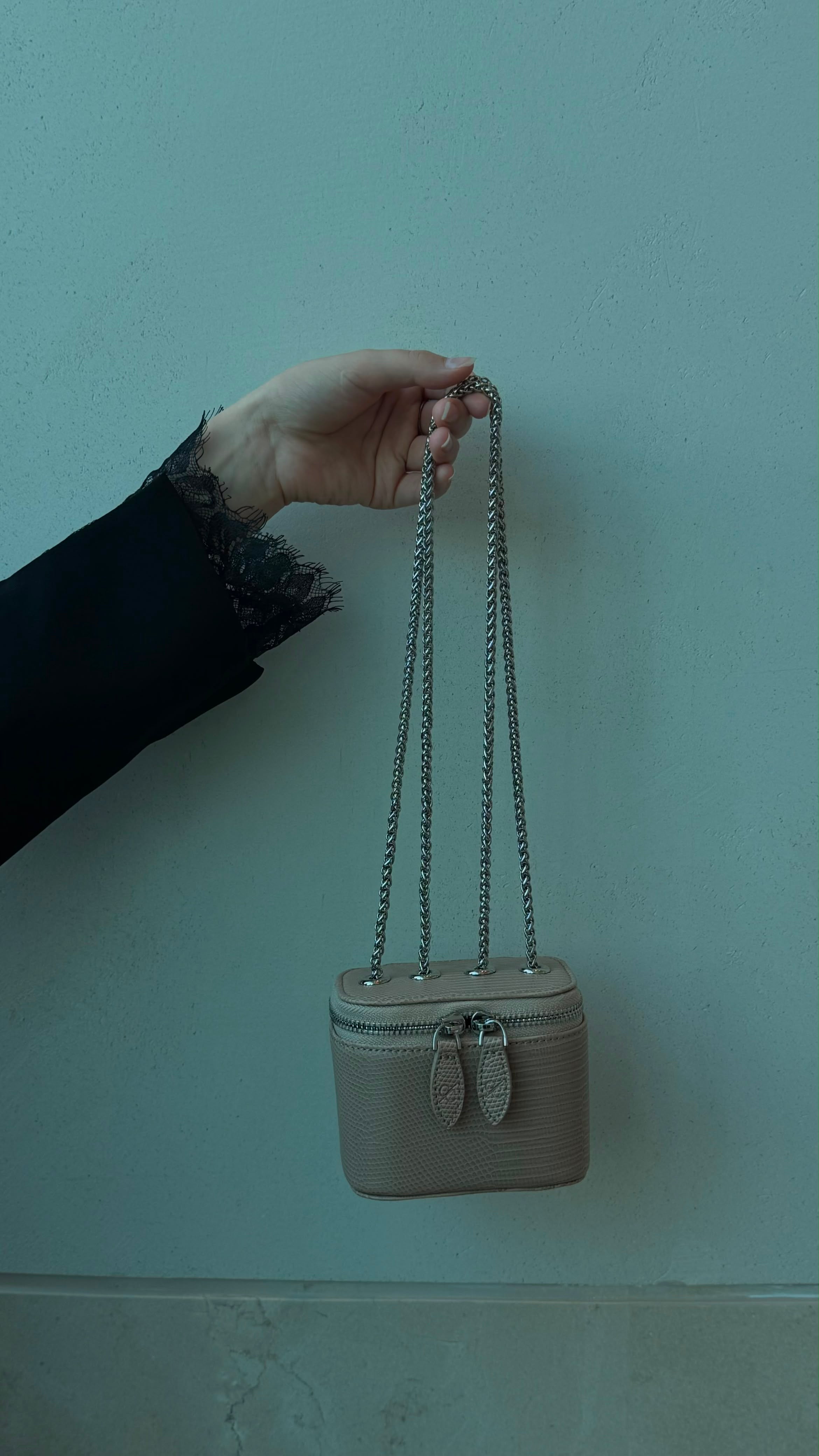 Mini Vanity Chain Bag – beige