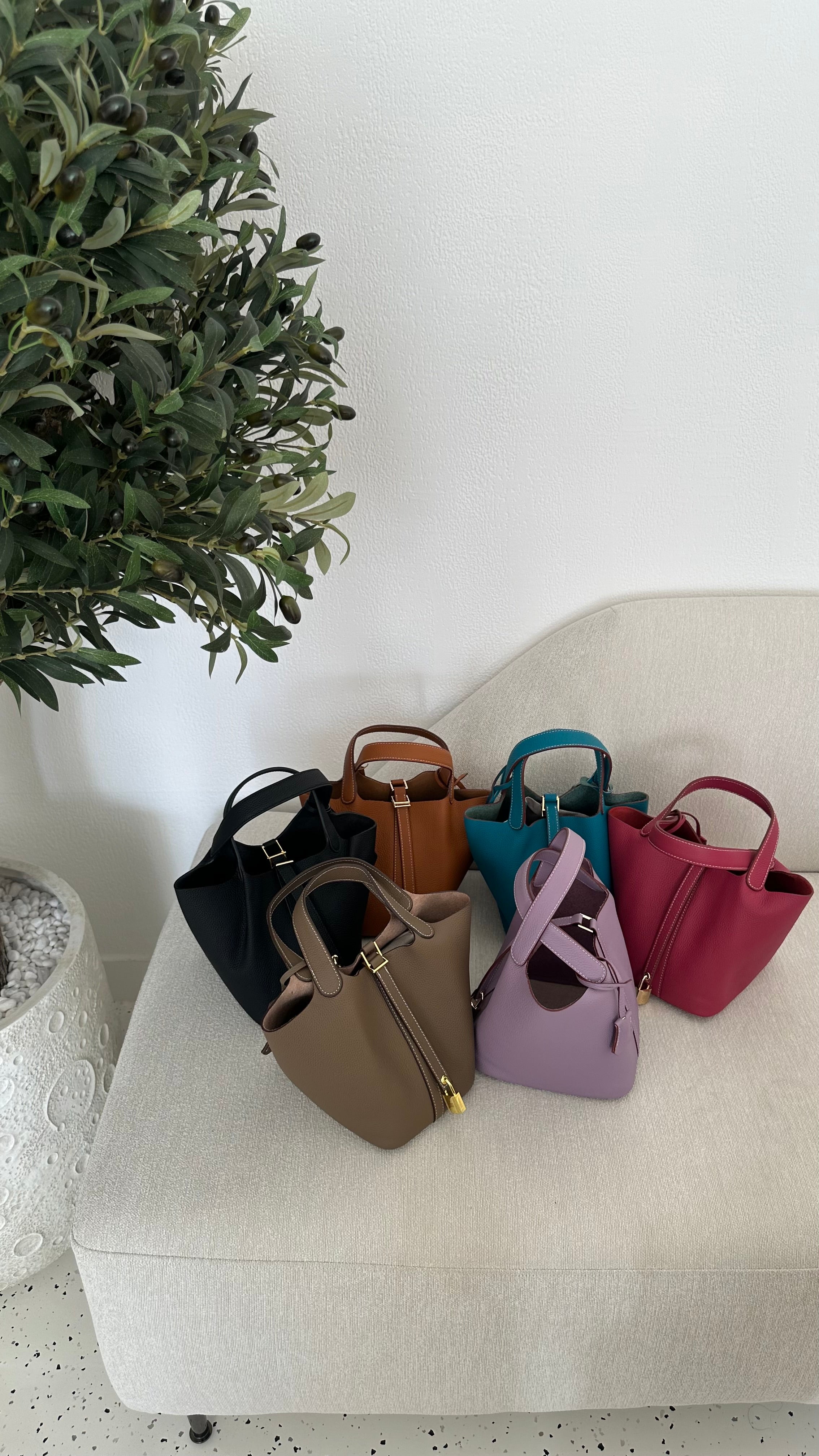 P Bag Fuchsia - Luxury Bag UAE | Clear UAE
