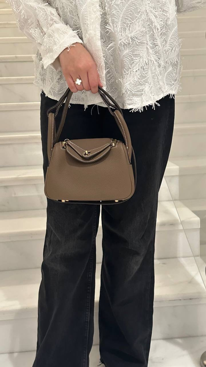 Hermes Lindy Bag in Khaki – Luxury Shoulder Bag UAE | Clear UAE
