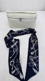 Classic scarf