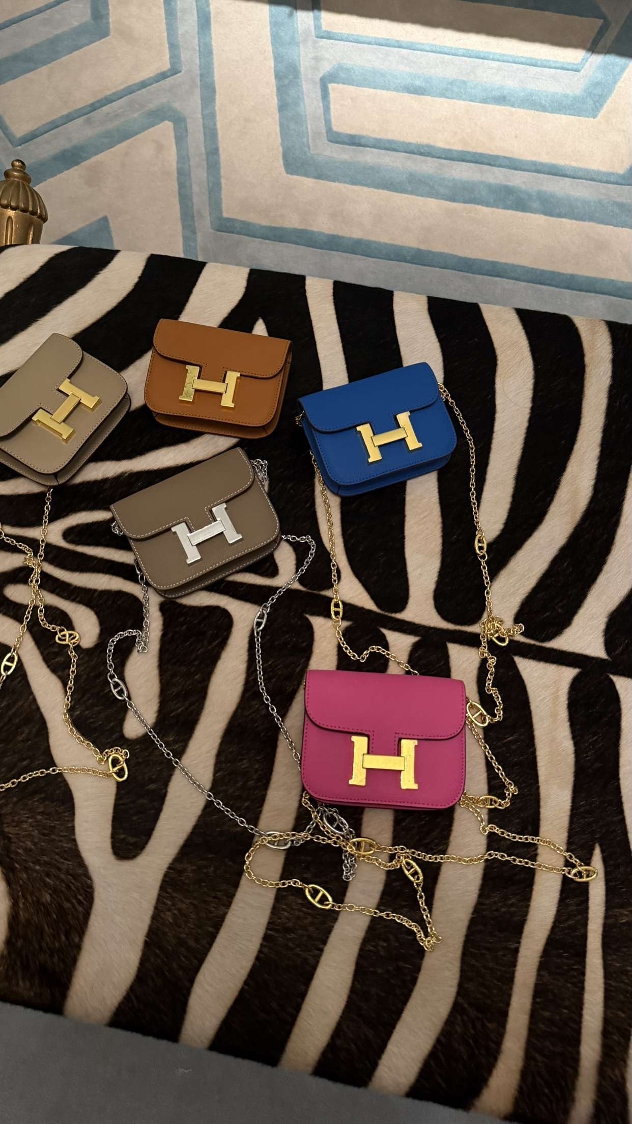 Wallet on Chain – Multi-Color