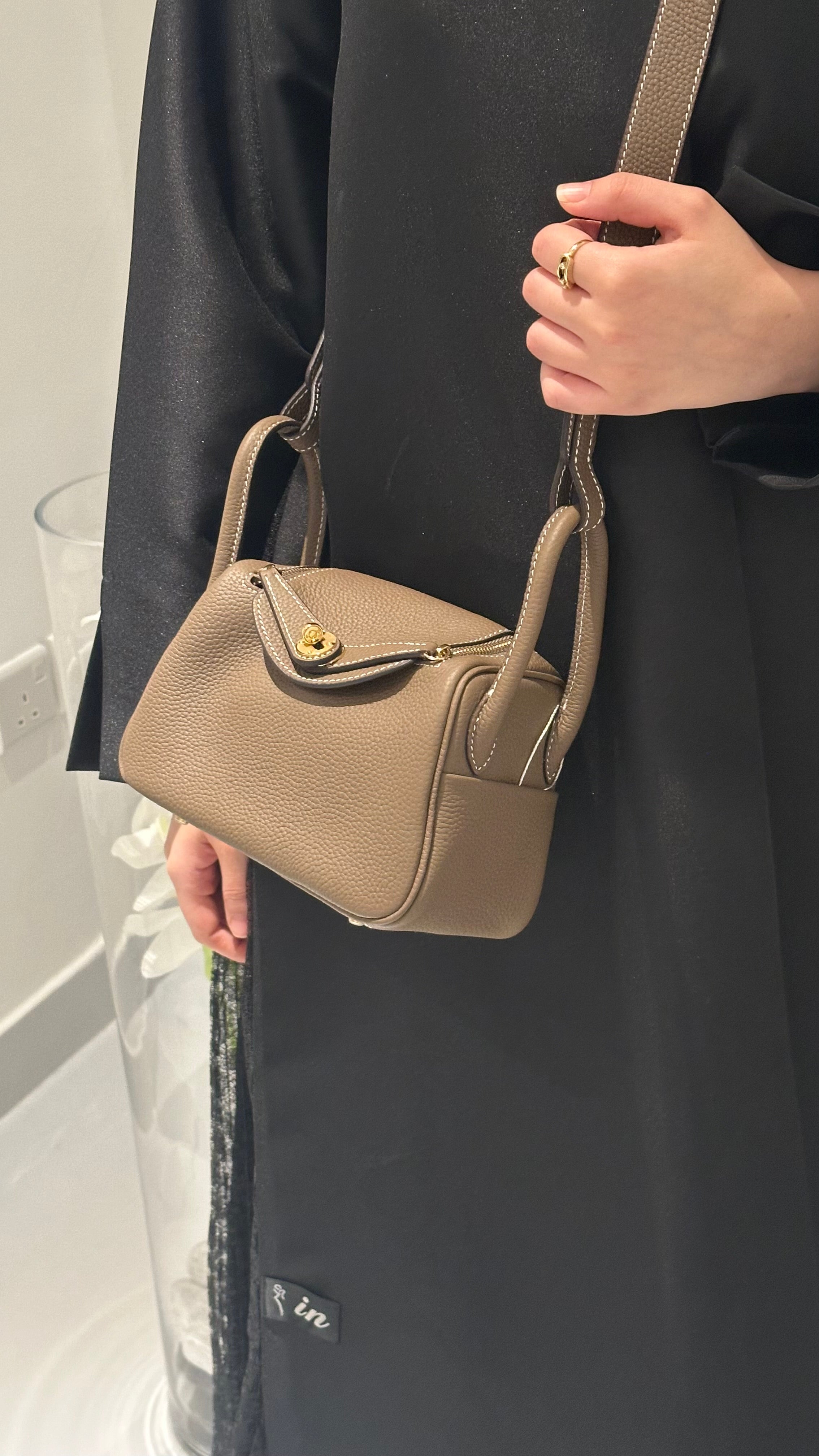 Hermes Lindy Bag in Etoupe – Luxury Shoulder Bag UAE | Clear UAE

