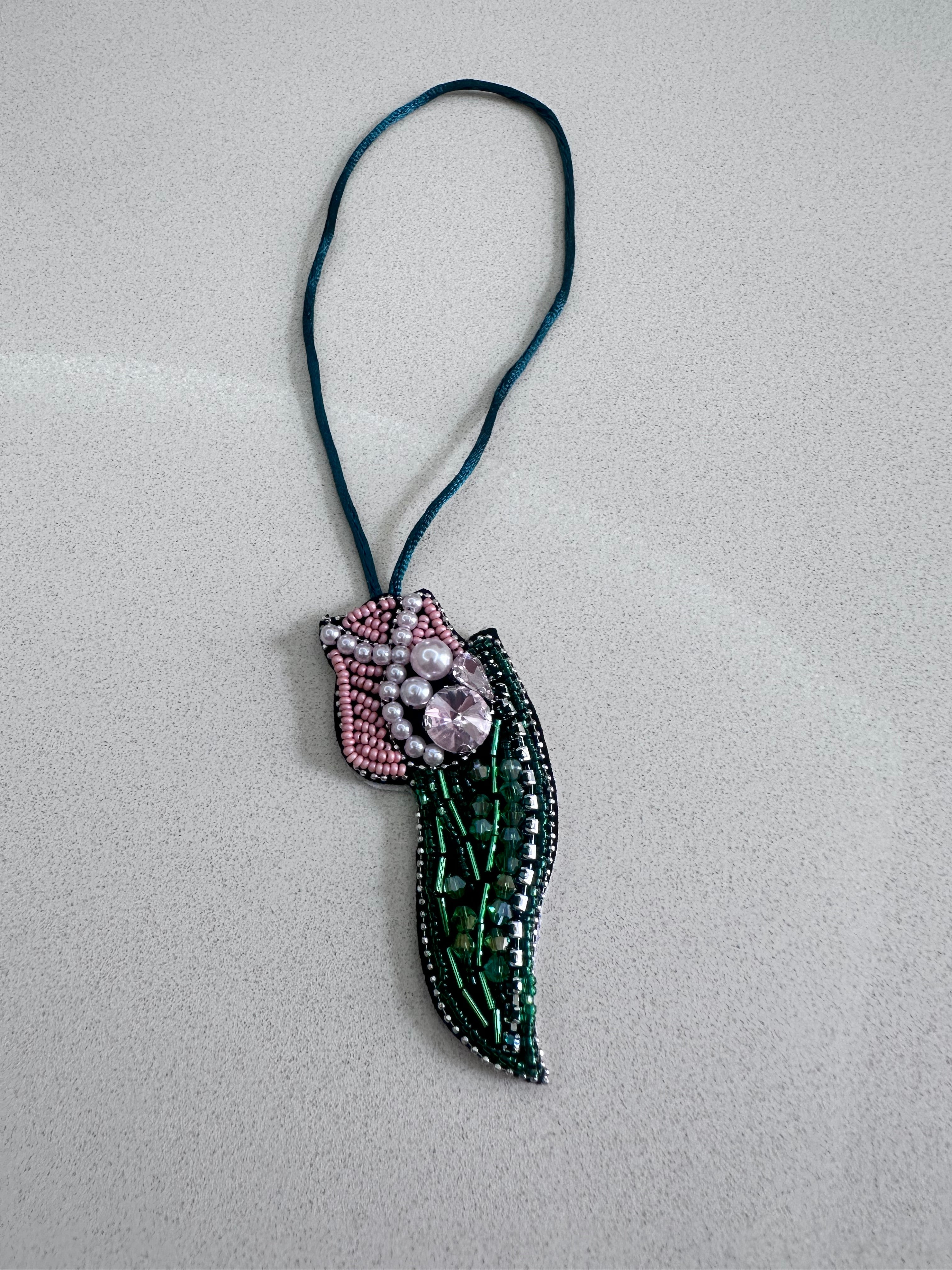 Tulip charm