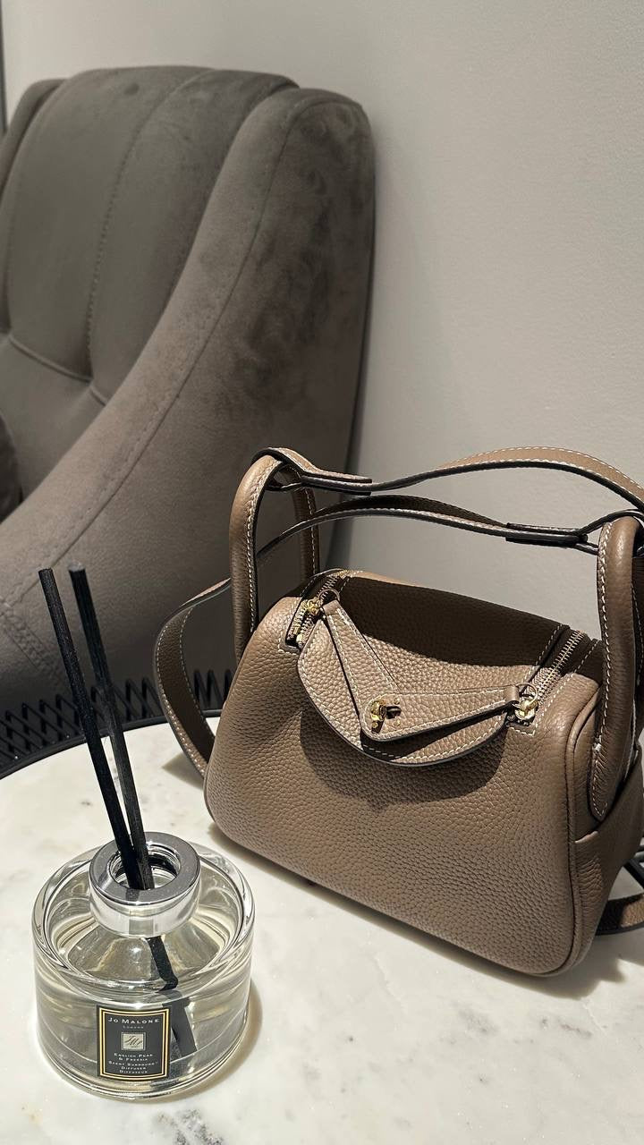 Hermes Lindy Bag in Khaki – Luxury Shoulder Bag UAE | Clear UAE
