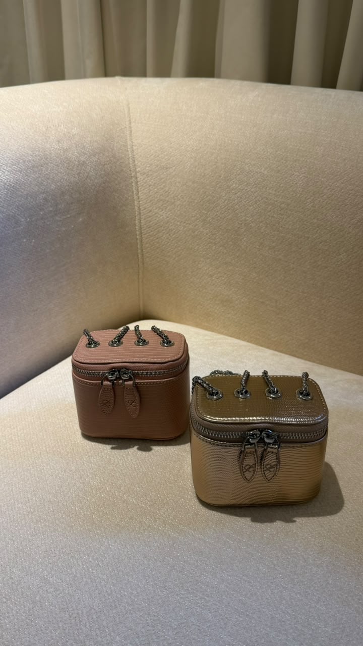 Mini Vanity Chain Bag Gold - top view showing zipper